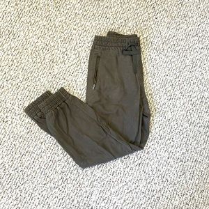 Aritzia TNA Green Joggers